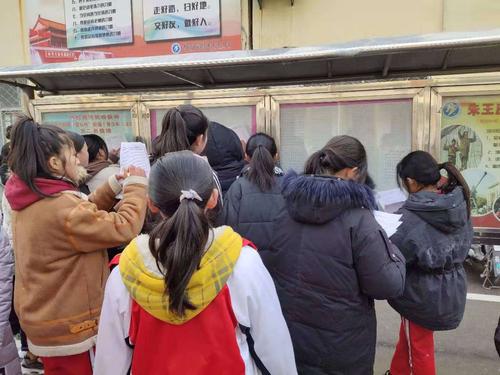 翰墨飘香 艺满校园——沛县朱王庄中学开展硬笔书法竞赛活动