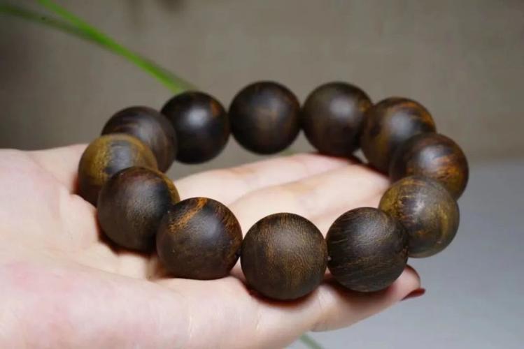 世界上拥有奇楠沉香的人是谁?