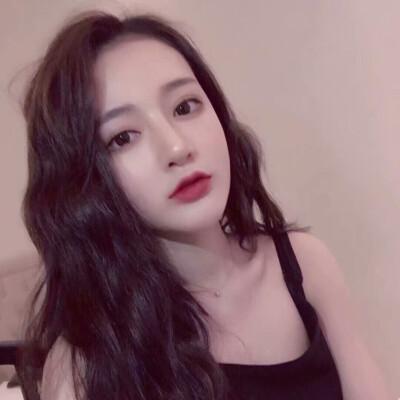 女生真人头像成熟