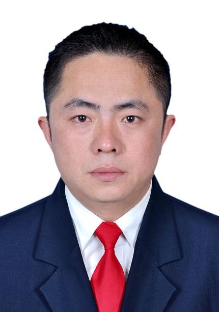 谭安模