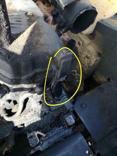 小松200-8废气管