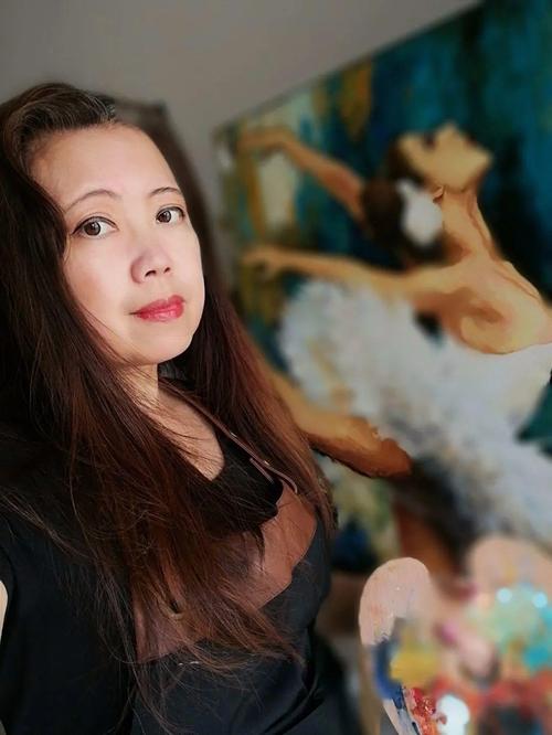 朱燕简介朱燕lucie zhu yan ,旅法画家,生于辽宁海城,自幼酷爱美术