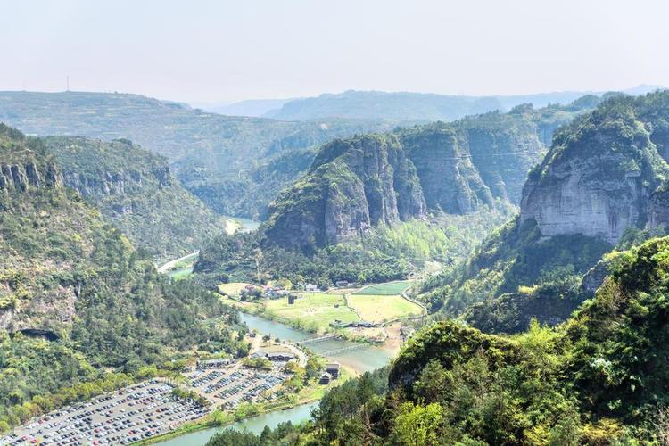 新昌穿岩十九峰景区