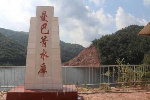 云南省普洱市宁洱县辖镇,辖11个行政村.