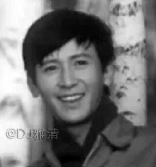 雷汉  