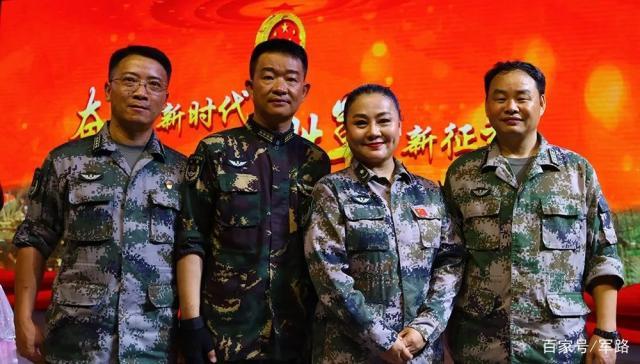 小曾,来了!这个部队的国庆晚会,燃爆朋友圈!