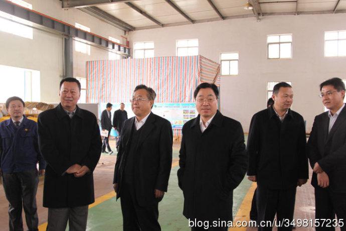 山东省国土资源厅领导,邹城市委副书记,市长谢成海来兖煤黑豹进行调研