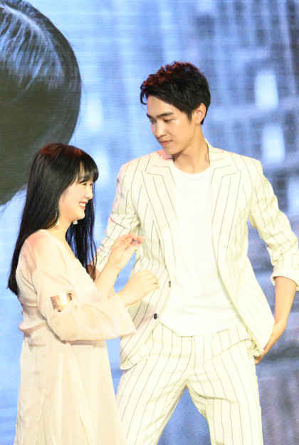 《炮灰攻略》在北京举行开播发布会,导演曾武森,主演严禹豪,余玥