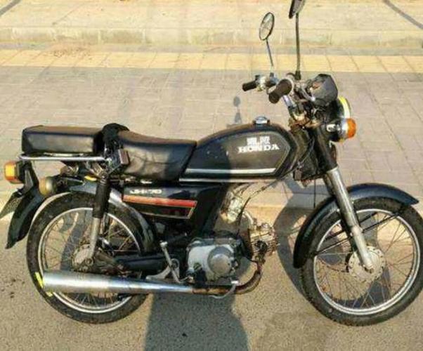 嘉陵-本田70幸福250摩托车是上世纪7,80年代的一款经典摩托车,改款3次