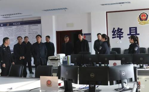 绛县公安局党委班子节后上班第一天看望慰问民警
