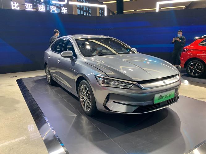 告别"自燃",比亚迪4款纯电车其上阵,全面升级刀片电池