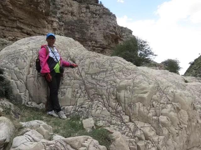 早晨5人结伴乘车向山西的广灵县出发,去年骑行去广灵的圣泉寺发现一段