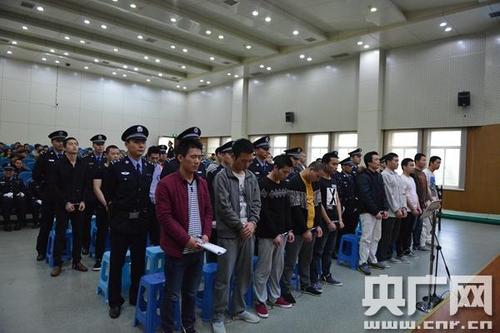合肥近年最大涉黑案开庭 近百名干警参与庭审保障