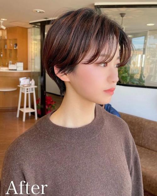 每天分享好发型日本沙龙超人气灵动随性短发上线关注发型图片库,每天