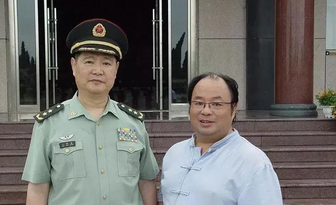 山东一农民带领乡亲参军建国后授少将儿子更厉害成为中将
