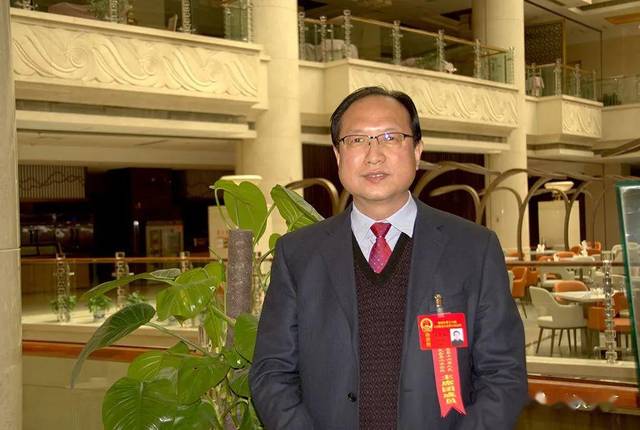 ——访区人大代表,榆次二中校长王文清