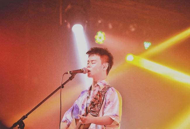 网易首页>网易号>正文申请入驻> 枯木逢春,新生代独立音乐人,民谣歌手