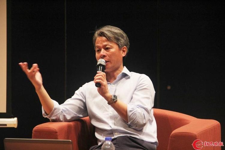 图说:上海歌剧院副院长,上海舞蹈家协会理事,国家一级演员吴洁