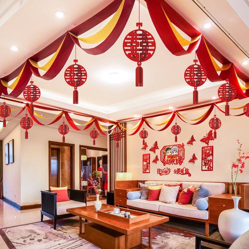 女方闺房出嫁布置家里婚房创意浪漫拉花