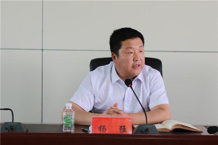 2016教师考试《综合素质》讲话稿解题技巧