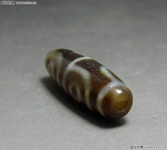 极美藏传四眼四宝瓶老天珠