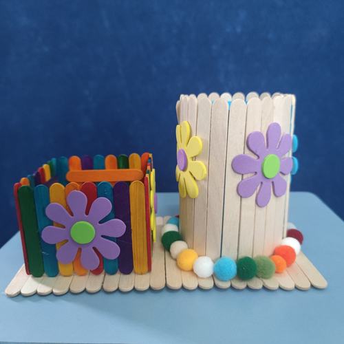 《雪糕棍笔筒》              