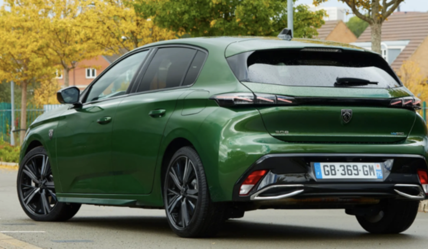 而将在年内上市的全新标致308似乎有比同级别车型晚到了,就像升级换代