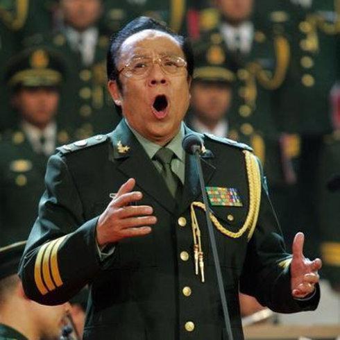 李双江烦恼后首次亮相 唱了一首《太阳出来喜洋洋》