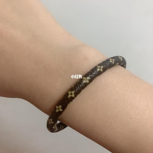 花了22买来的同款lv老花手镯,一点都不廉价_手镯_lv老花_时尚_配饰