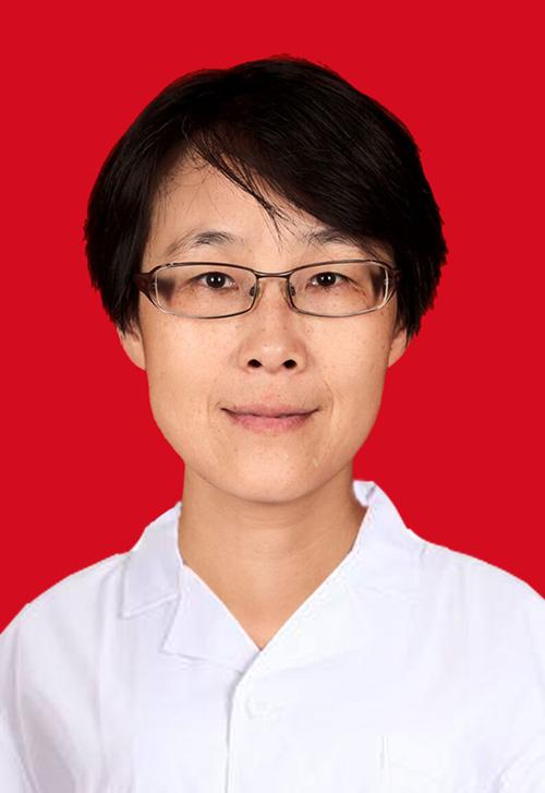 黄芳