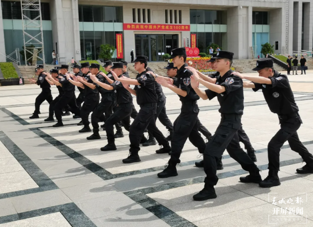 昆明五华巡特警大队"五个战场"齐发力 全力决战决胜cop15安保