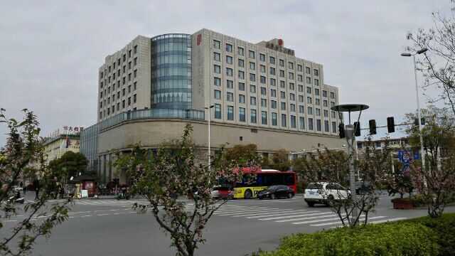 扬州扬鹏锦江大酒店点评