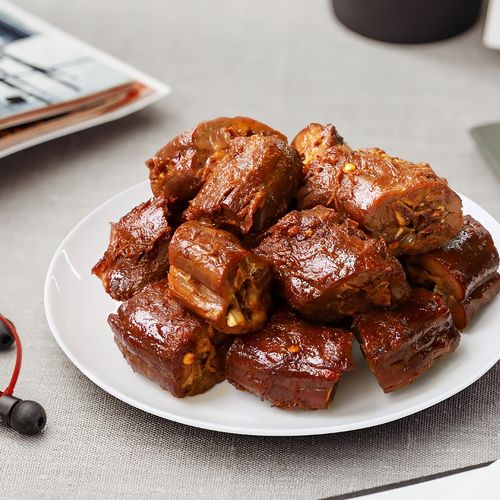 【周黑鸭】锁鲜气调盒装乐享卤鸭脖180g麻辣休闲零食武汉特产