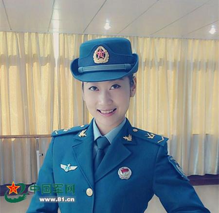 空军,有铁血战鹰更有魅力女兵