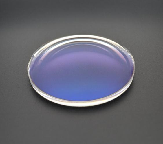 pc防蓝光眼镜片 超轻防暴pc近视镜片 1.591安全超薄非