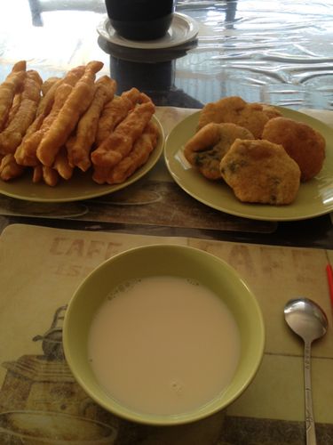 豆浆油条馅饼