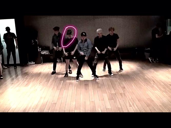 bigbang"bang bang bang"舞蹈mv里这个人是谁?图中画圈的那个.