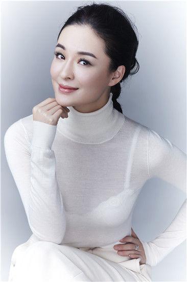 《湄公河》御姐于越化身舞女造型