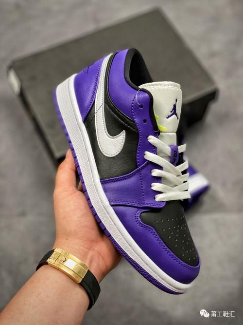 最便宜的aj,上脚是什么体验?air jordan 1 low黑紫开箱