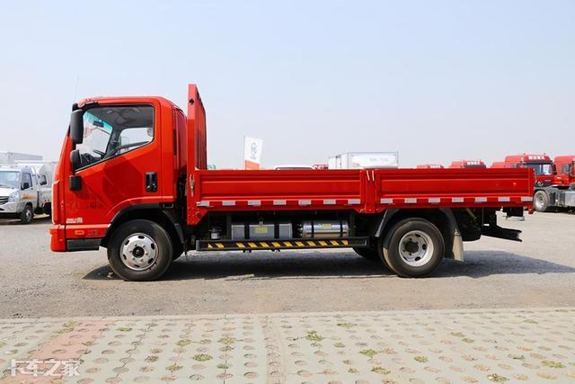 只要8.9万元,凯马凯捷m3国六蓝牌轻卡配置怎么样?