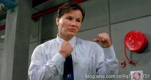 世界自由搏击冠军喷射机宾尼宾尼尤奎德兹