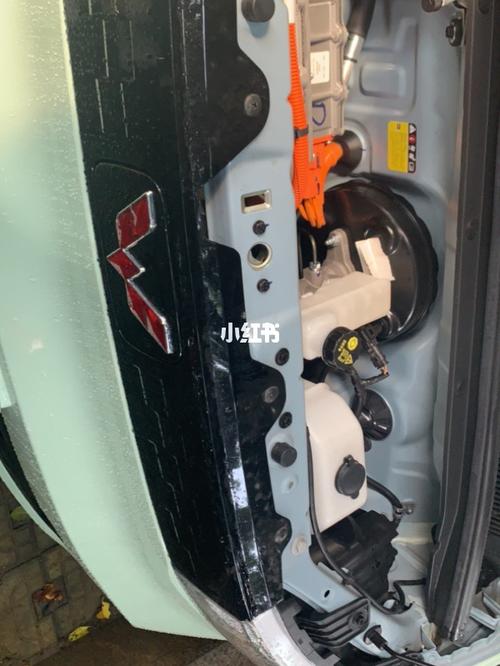 五菱宏光miniev之打开车盖_五菱怎么样_汽车_汽车其他