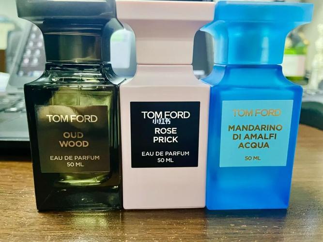tom ford 荆棘玫瑰,乌木,和柑橘香水_香水_汤姆·福特