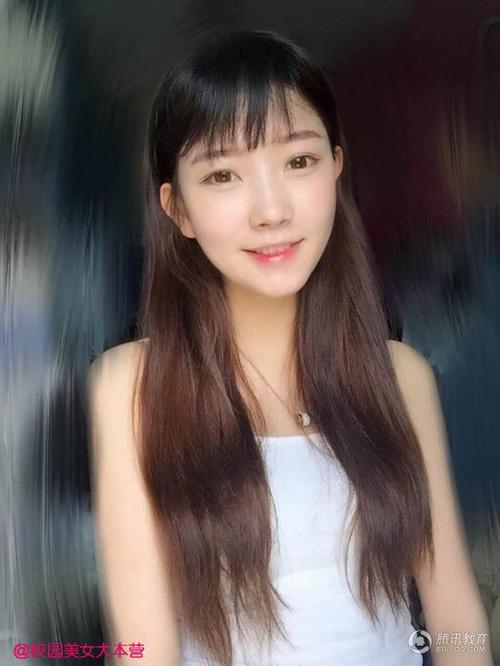 中国传媒大学南广学院校花孙瑜清纯柔美 可萝莉可女神