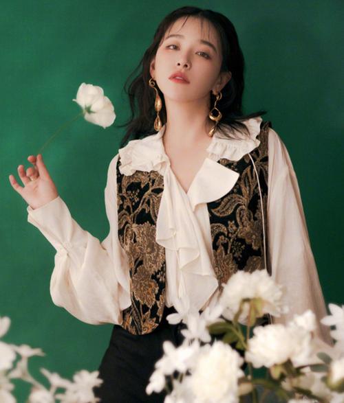 阚清子的港风造型,真惊艳到我了