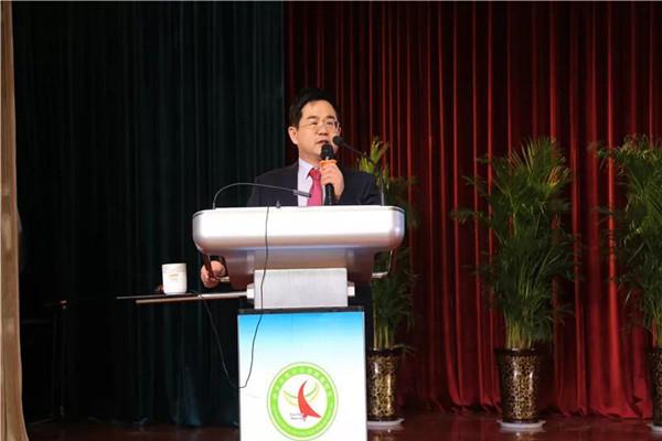 新乡市第八届校长论坛在育才小学成功举办