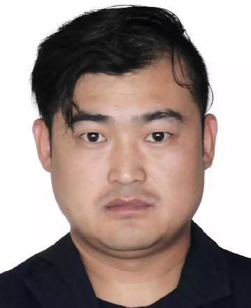 370181198301185613   山东章丘官庄街道办事处徐家村人   3,侯宝丰