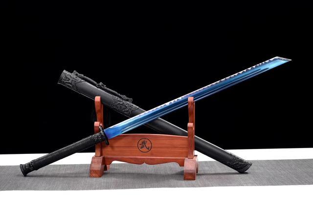 黑金古刀——蓝灵战刃