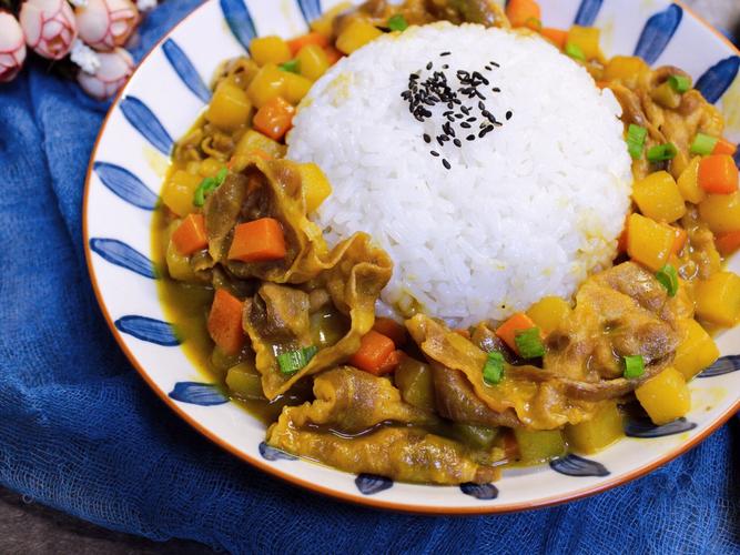 咖喱肥牛饭
