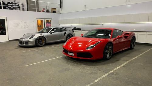 保时捷gt3rs或法拉利488gtb